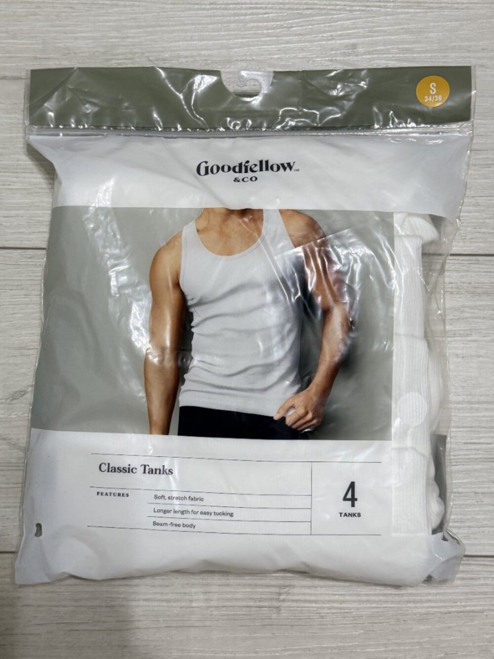 Goodfellow & Co Men’s Tank Tops Classic Ribbed Undershirt 4 Pack White Small New